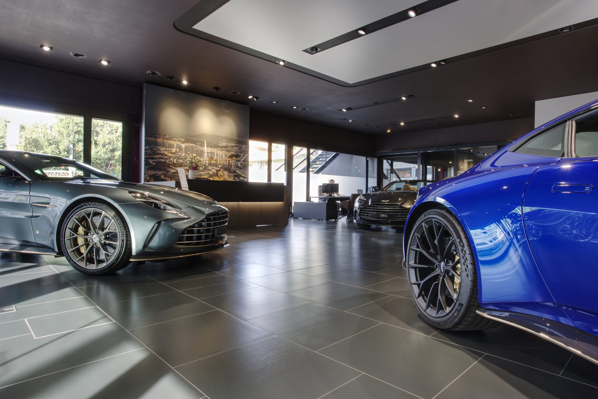Showroom Aston Martin Geneva, route des Acacias