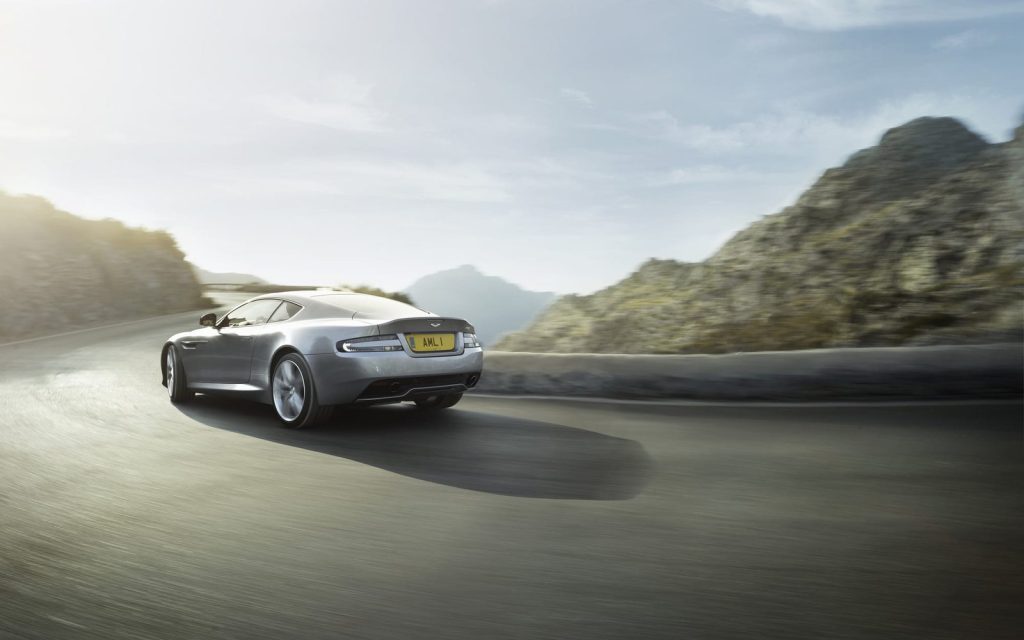 DB9
